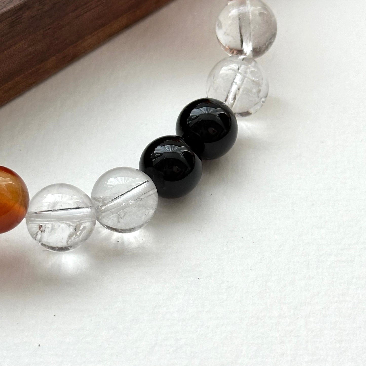 BS04 Red Agate Black Agate White Crystal Bracelet