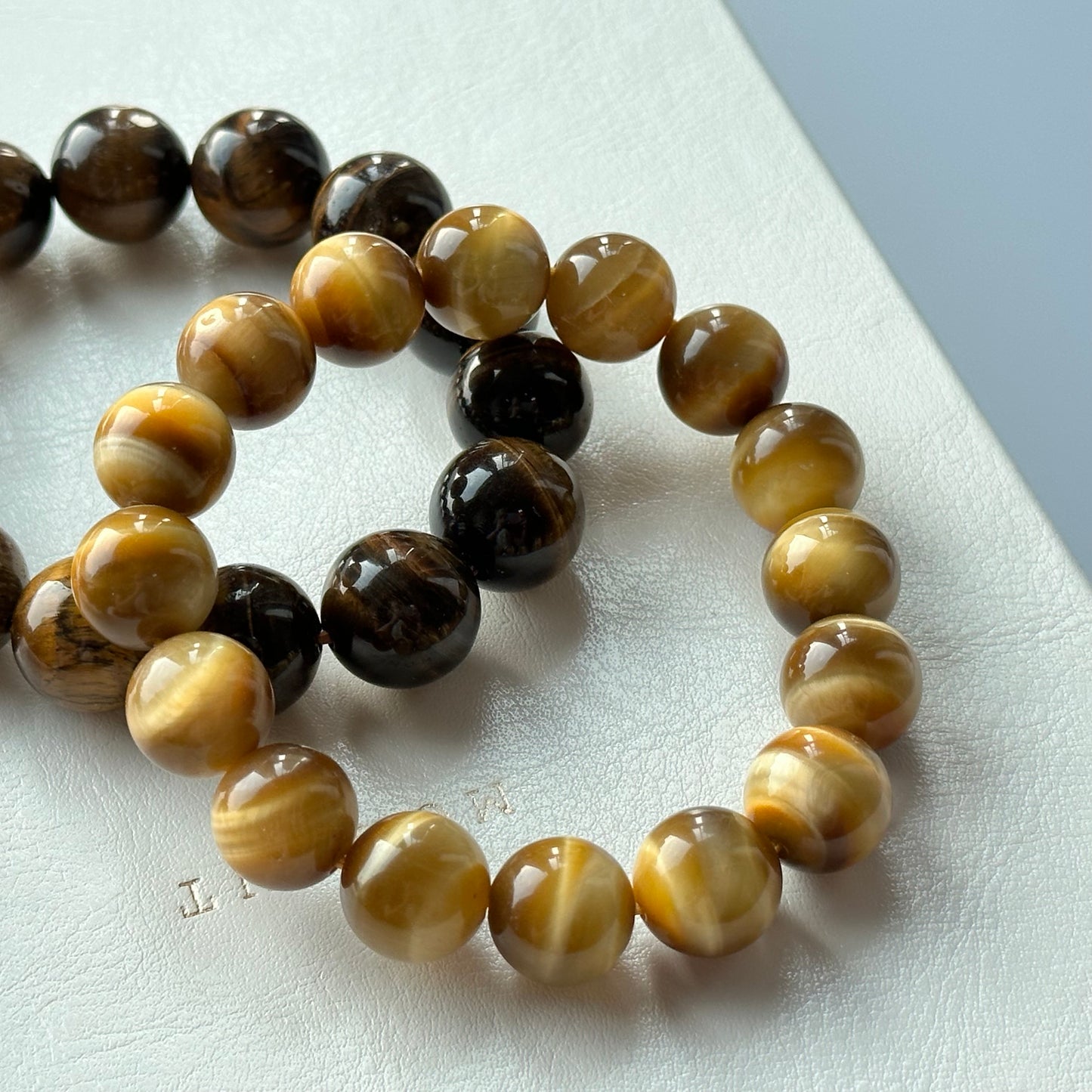 B33 Tiger-Eye Stone • Gold Bracelet