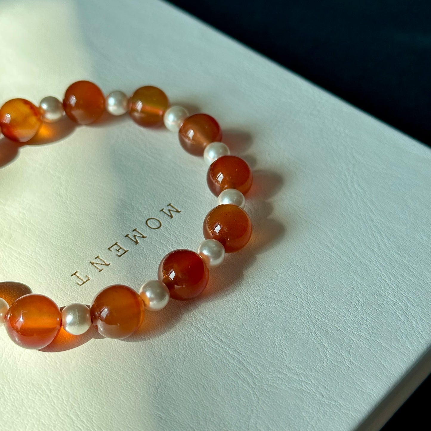 BS05 Red Agate Freshwater Pearl Bracelet