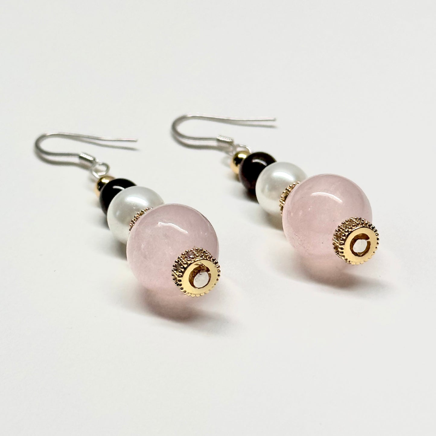 E10 Rose Quartz Garnet Pearl Classic Golden Accessories Earring