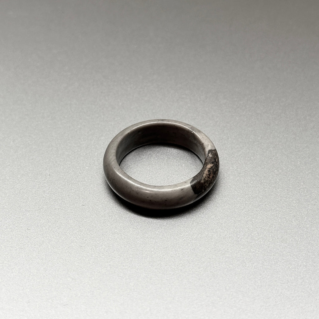 R05 灰石介指戒指 Grey Stone Ring (可配925銀頸鏈項鏈)