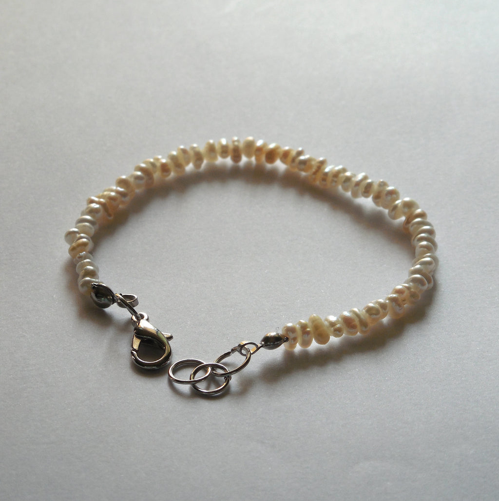 B52 Freshwater Pearl Bracelet (Adjustable Length)