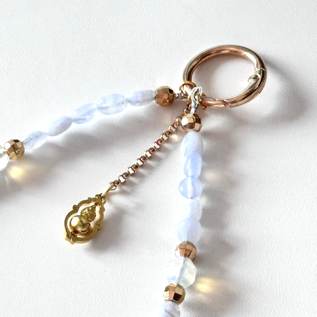 S10 [Gemstone mobile phone camera lanyard] Amethyst • Yellow glass • Pearl • Water drop shell Retro gold-plated lanyard Original design handmade