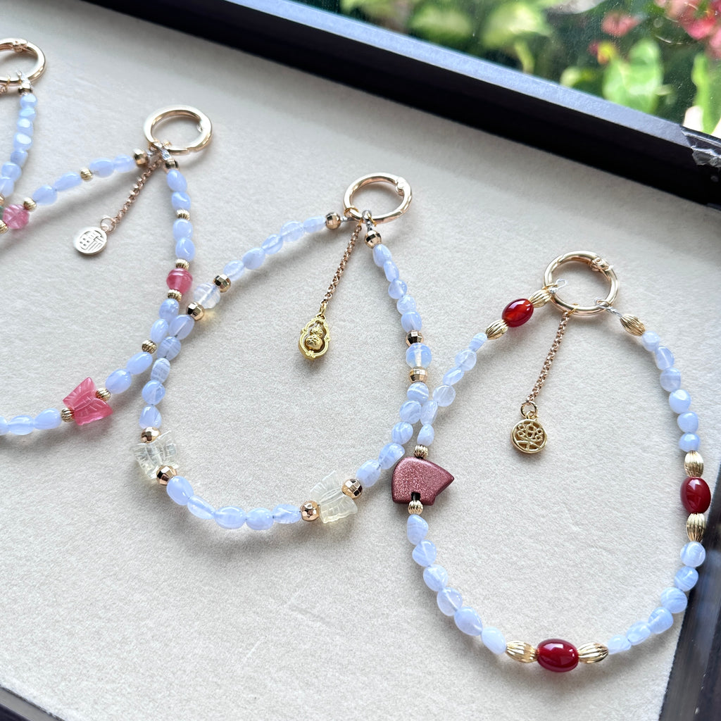 S10 [Gemstone mobile phone camera lanyard] Amethyst • Yellow glass • Pearl • Water drop shell Retro gold-plated lanyard Original design handmade
