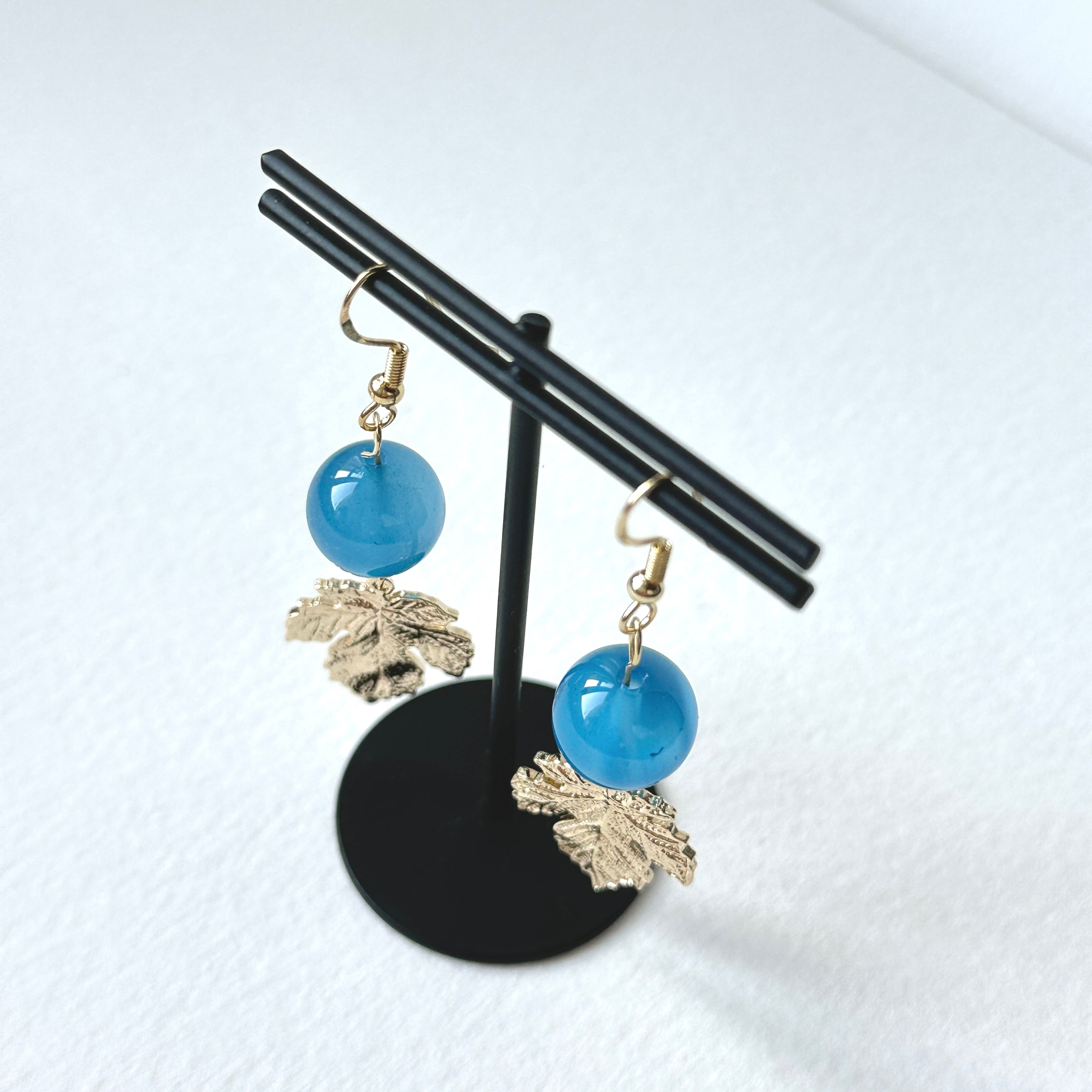 E29 [Glass meteorite] Libyan gold meteorite gold-plated earrings