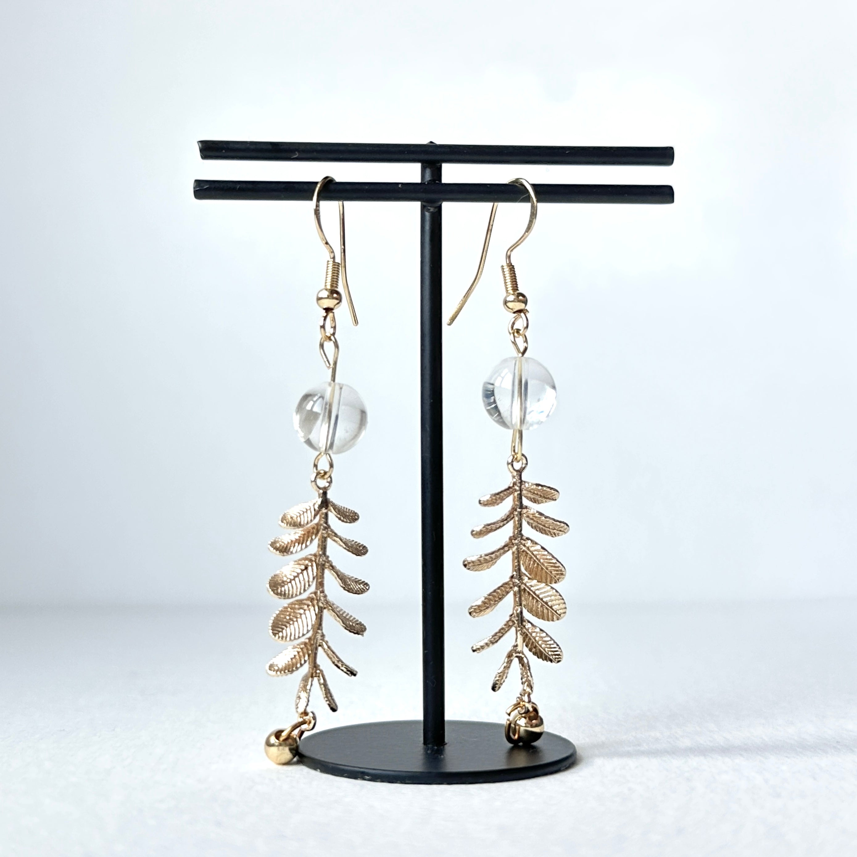 E29 [Glass meteorite] Libyan gold meteorite gold-plated earrings