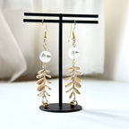 E29 [Glass meteorite] Libyan gold meteorite gold-plated earrings