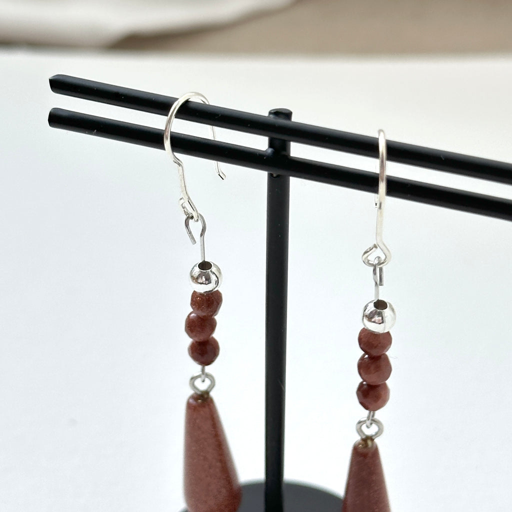 E37【印度傳說許願石】金砂石|簡約水滴|鍍銀耳環