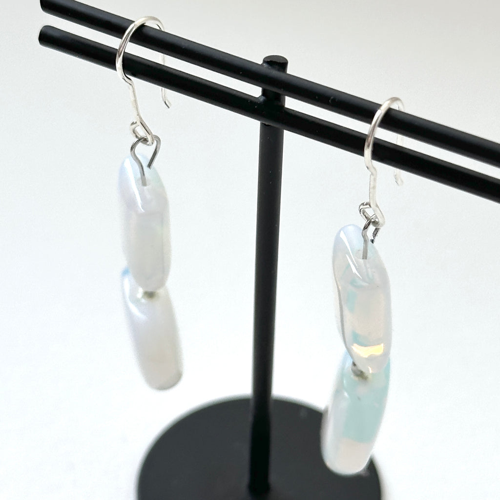 E29 [Glass meteorite] Libyan gold meteorite gold-plated earrings