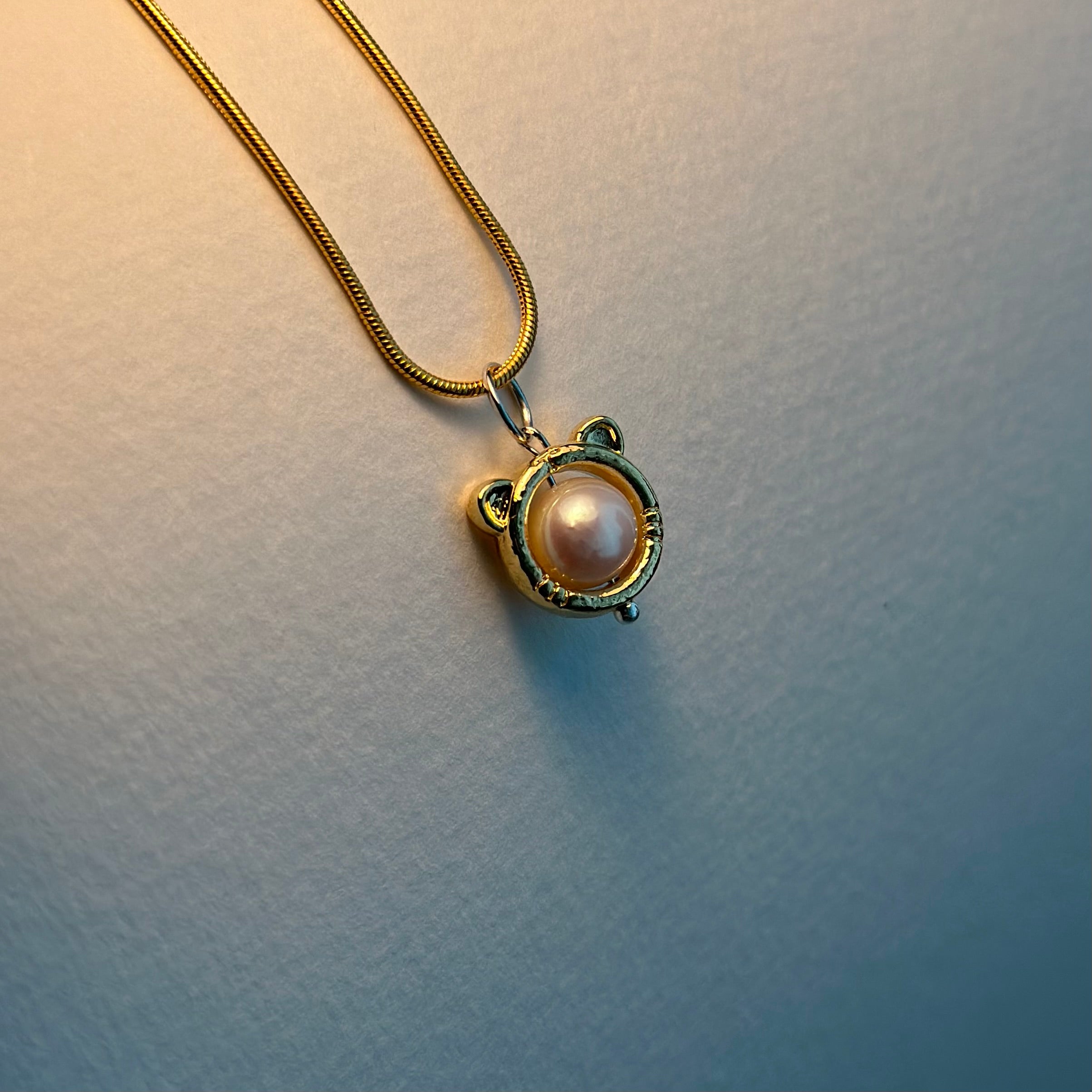 N9【Simple Gold Jewelry】 Cat Ear Freshwater Pearl Necklace