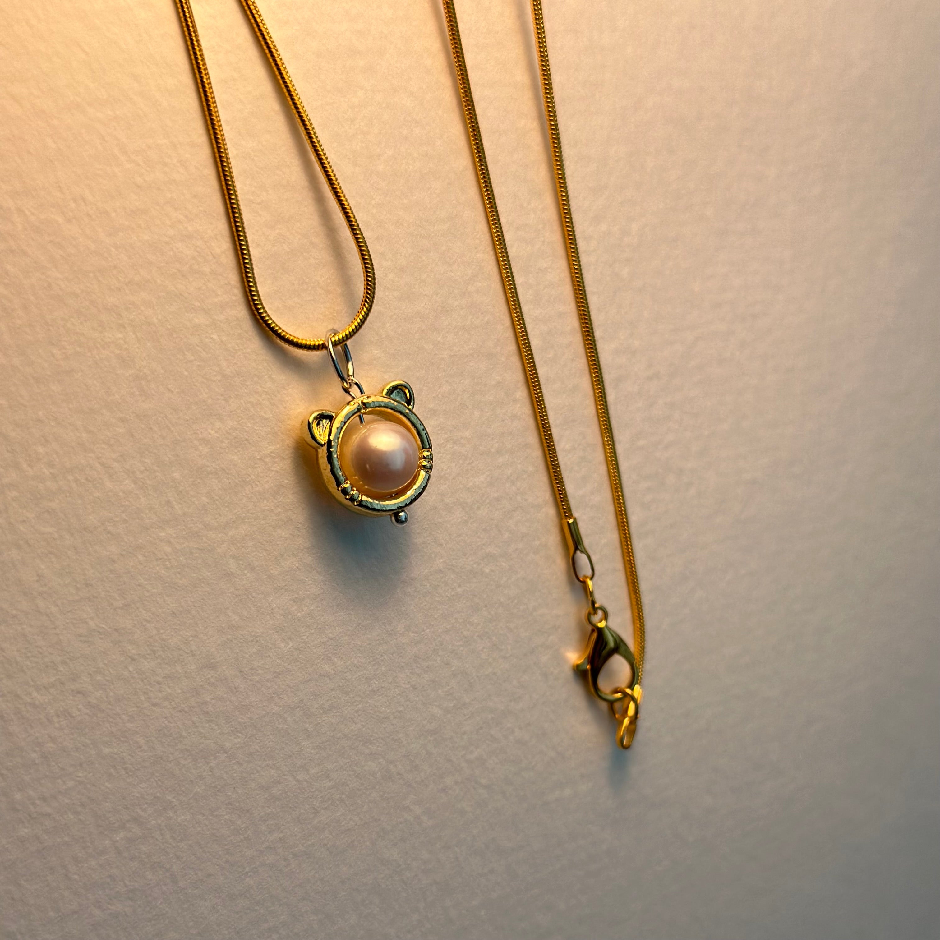 N9【Simple Gold Jewelry】 Cat Ear Freshwater Pearl Necklace