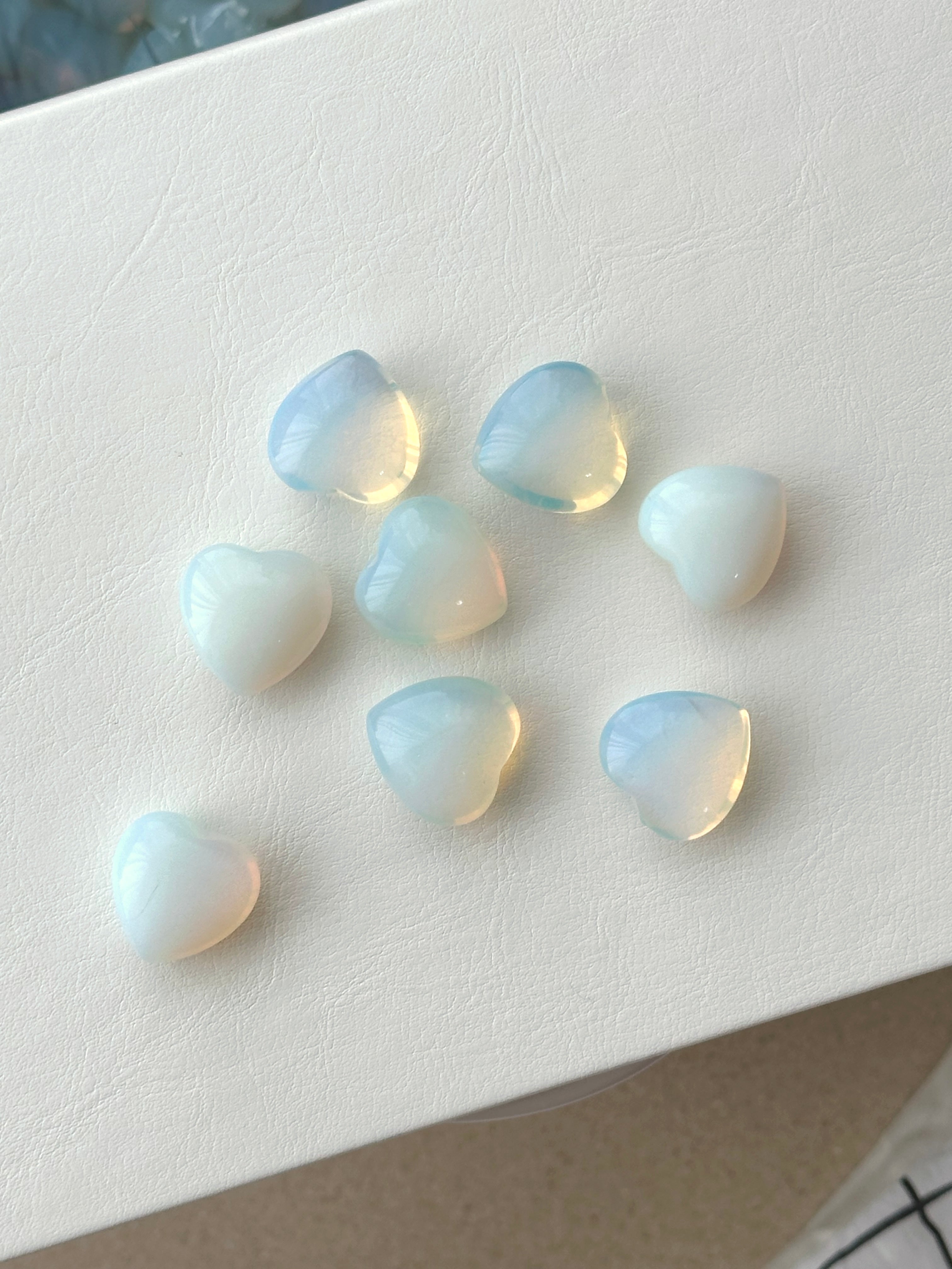 TS1 【水晶滾石/裝置擺飾】愛心蛋白石