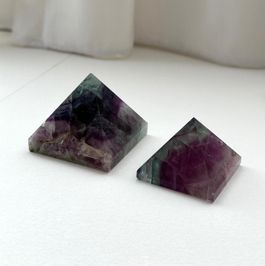 TS3【寶石金字塔】螢石金字塔 Fluorite