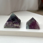 TS3【寶石金字塔】螢石金字塔 Fluorite