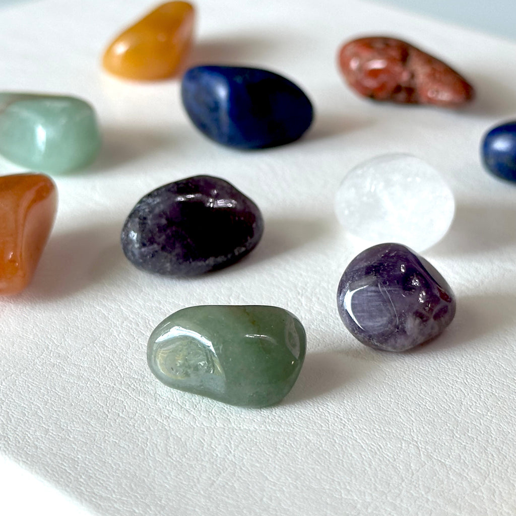 TS5【水晶滾石】七脈輪滾石