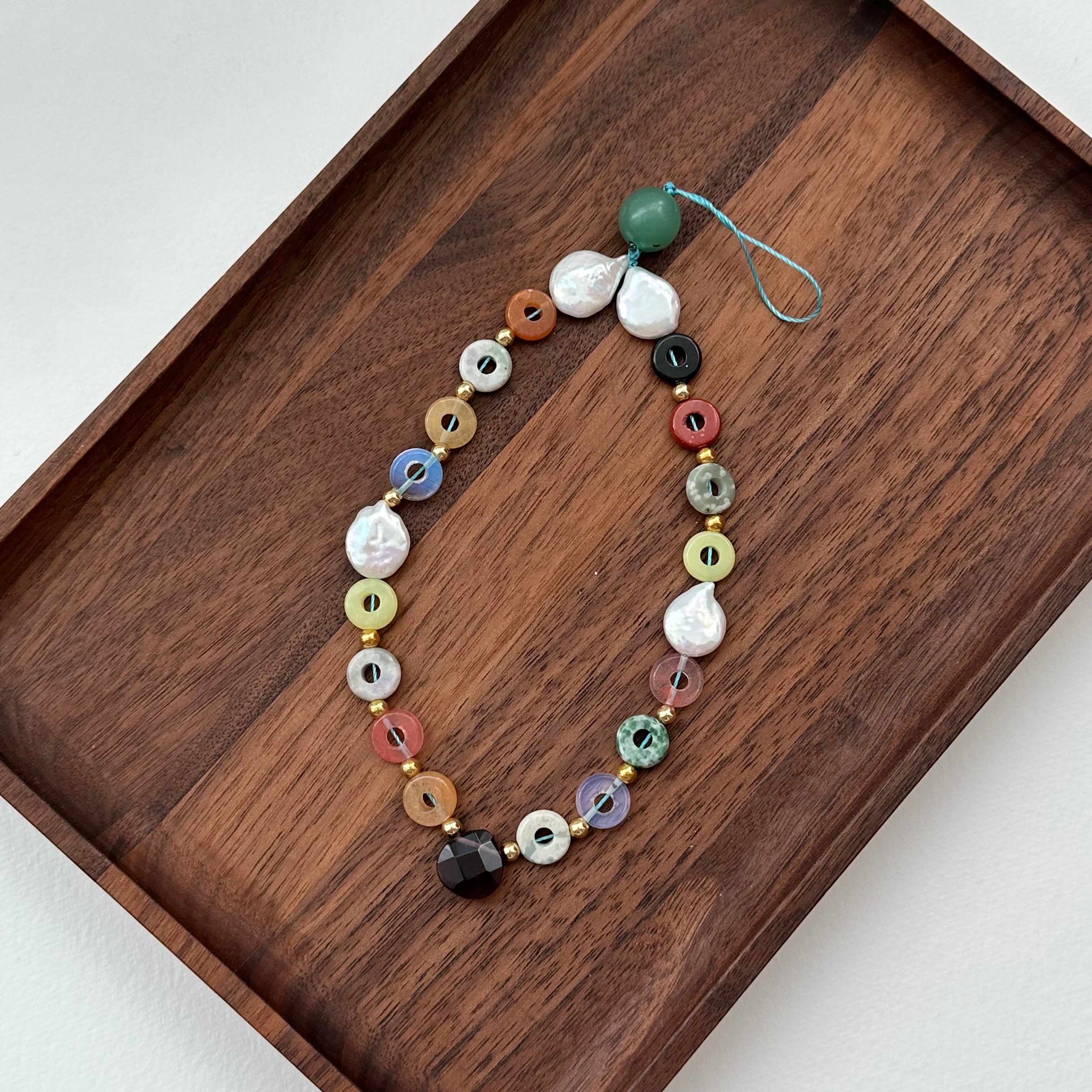 S5 [Gemstone Phone/Camera Pendant Chain/Lasso] Green Aventurine | Freshwater Pearl | Vintage | Teardrop Faceted Glass Gold Plated Pendant Rope