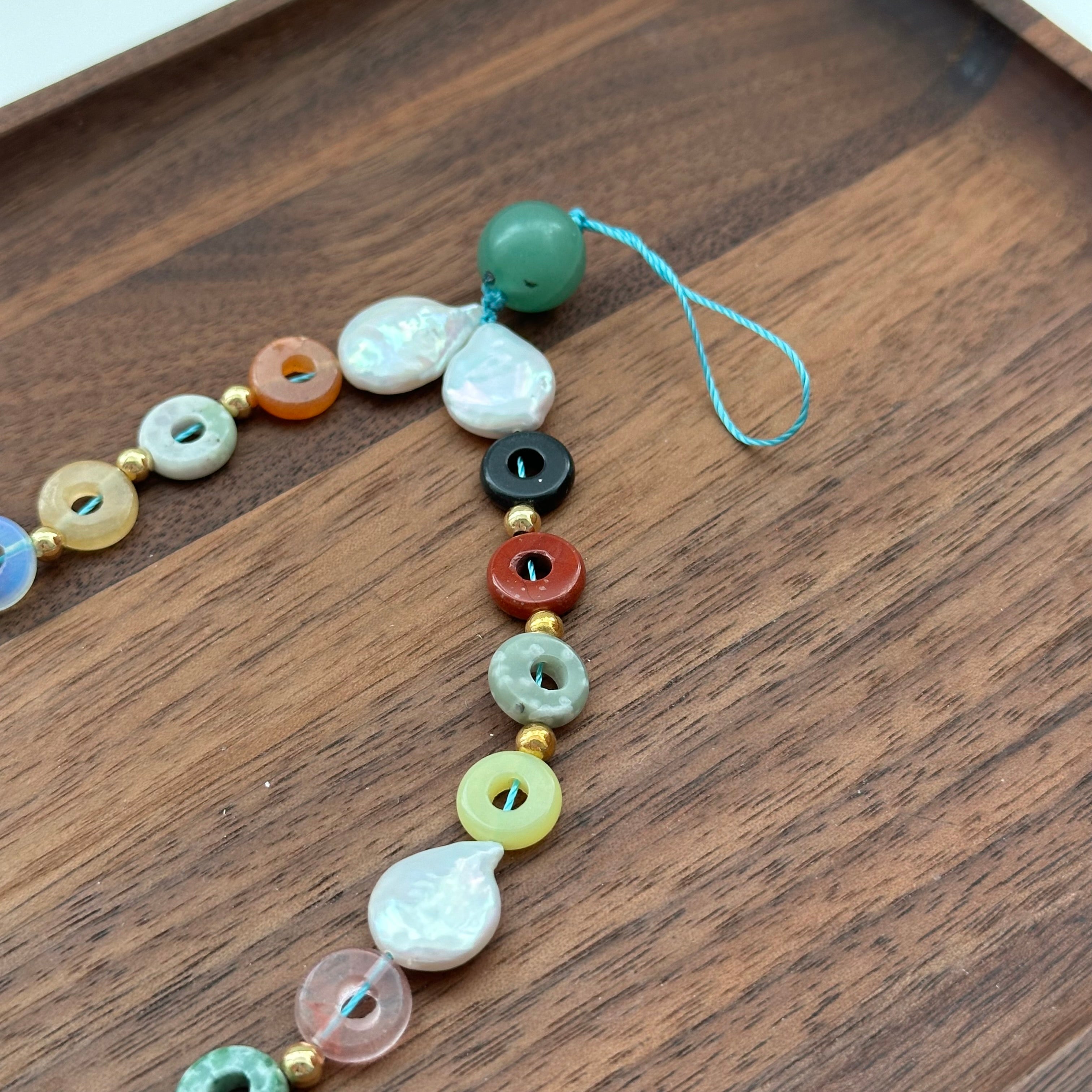 S5 [Gemstone Phone/Camera Pendant Chain/Lasso] Green Aventurine | Freshwater Pearl | Vintage | Teardrop Faceted Glass Gold Plated Pendant Rope