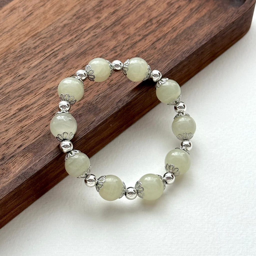 BS124 [Taurus Guardian Stone] Green Stone Flower Silver-plated Bracelet