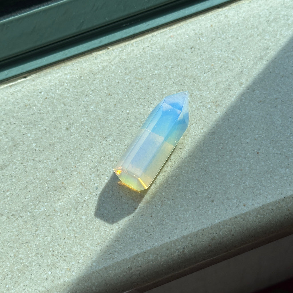 TS20【天秤天蠍座|10月】蛋白石小六角水晶柱