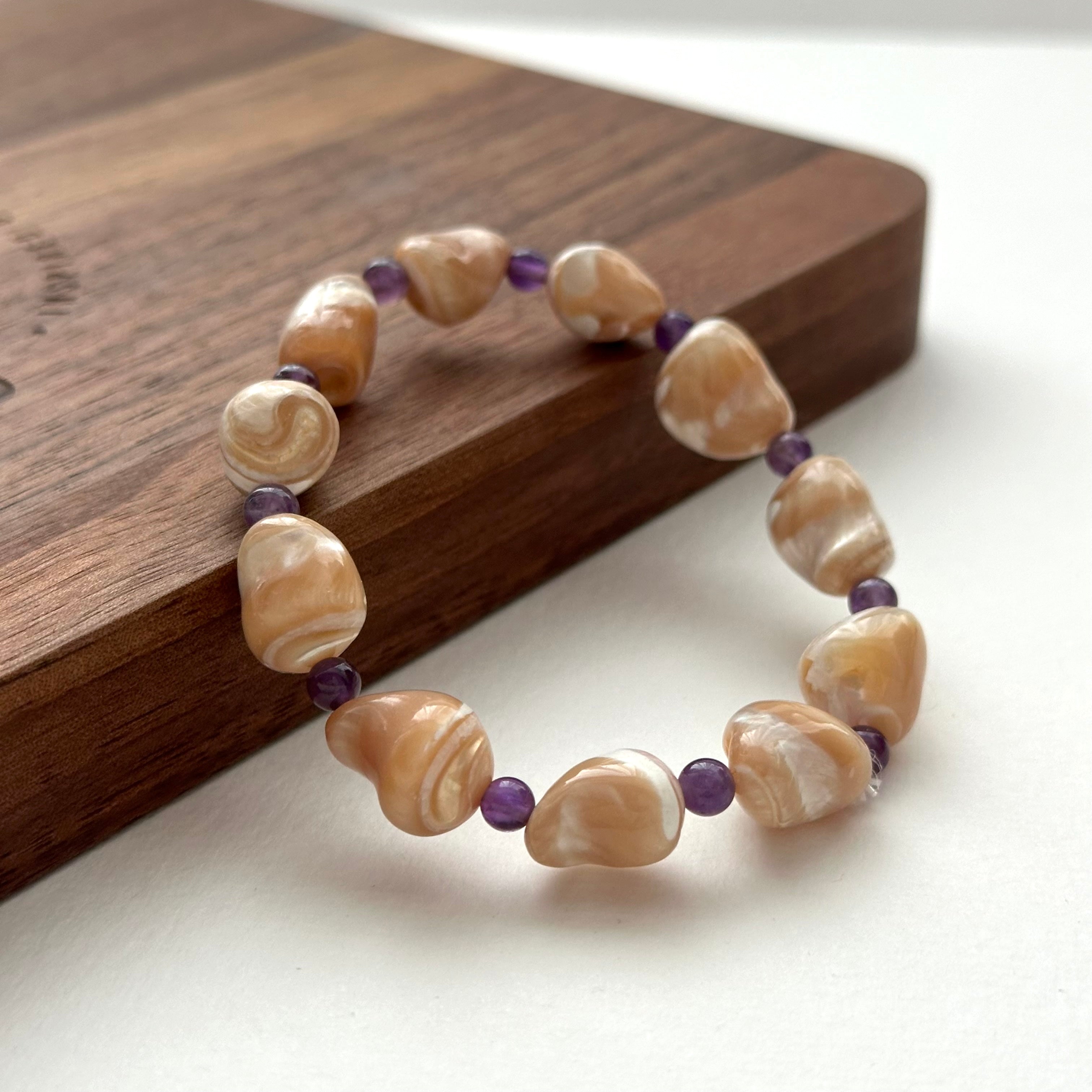 BS139 [Drifting Memories] Shell Amethyst Bracelet