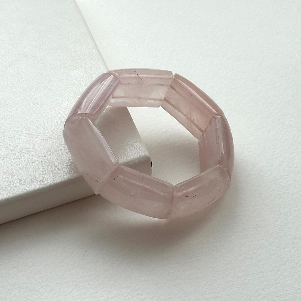 【微瑕疵福利品｜一圖一物】 【天秤天蠍座|10月】粉晶厚手排