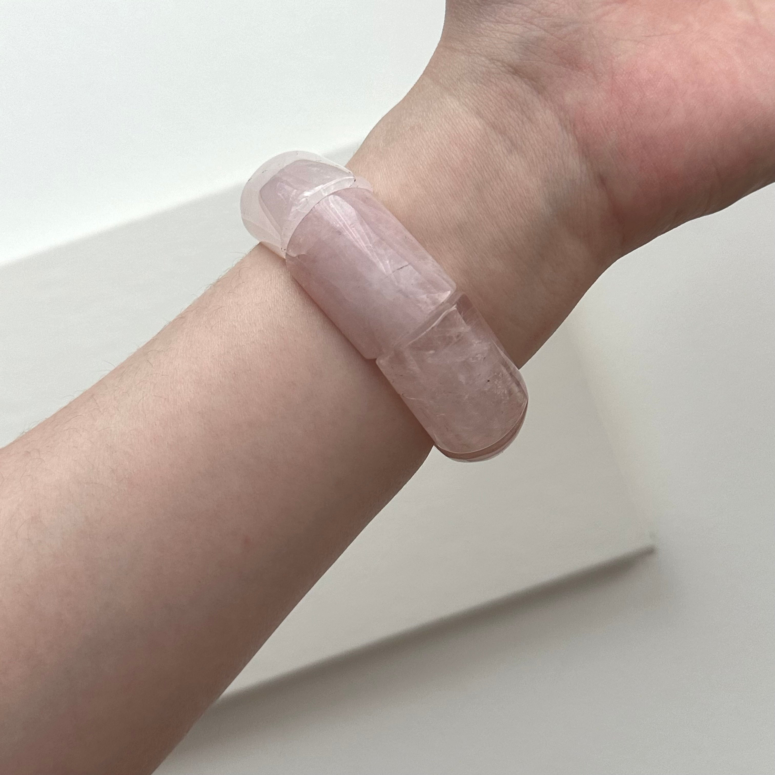 【微瑕疵福利品｜一圖一物】 【天秤天蠍座|10月】粉晶厚手排