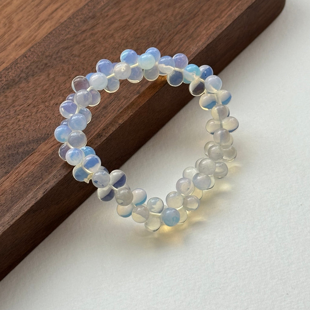 B74 【天秤天蠍座|10月】蛋白石泡泡梨型純珠手鏈手串