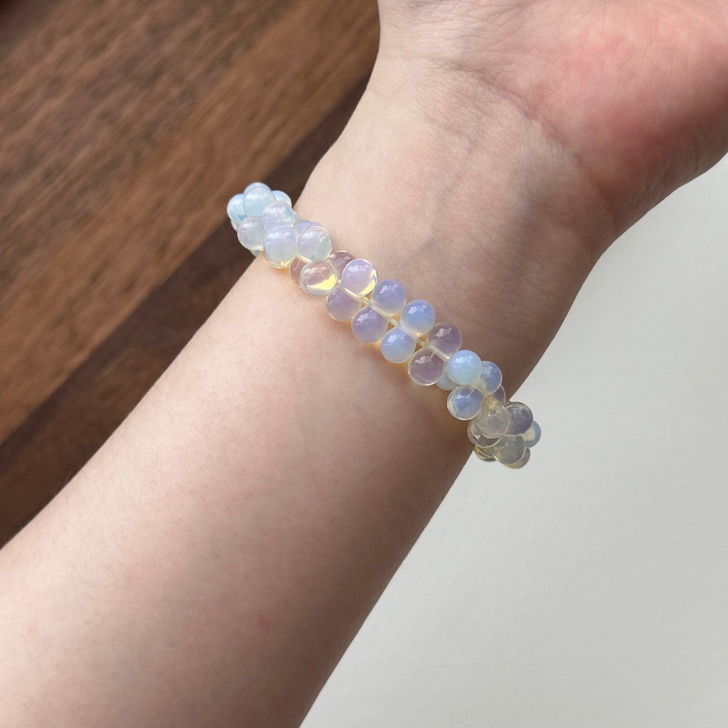 B74 【天秤天蠍座|10月】蛋白石泡泡梨型純珠手鏈手串