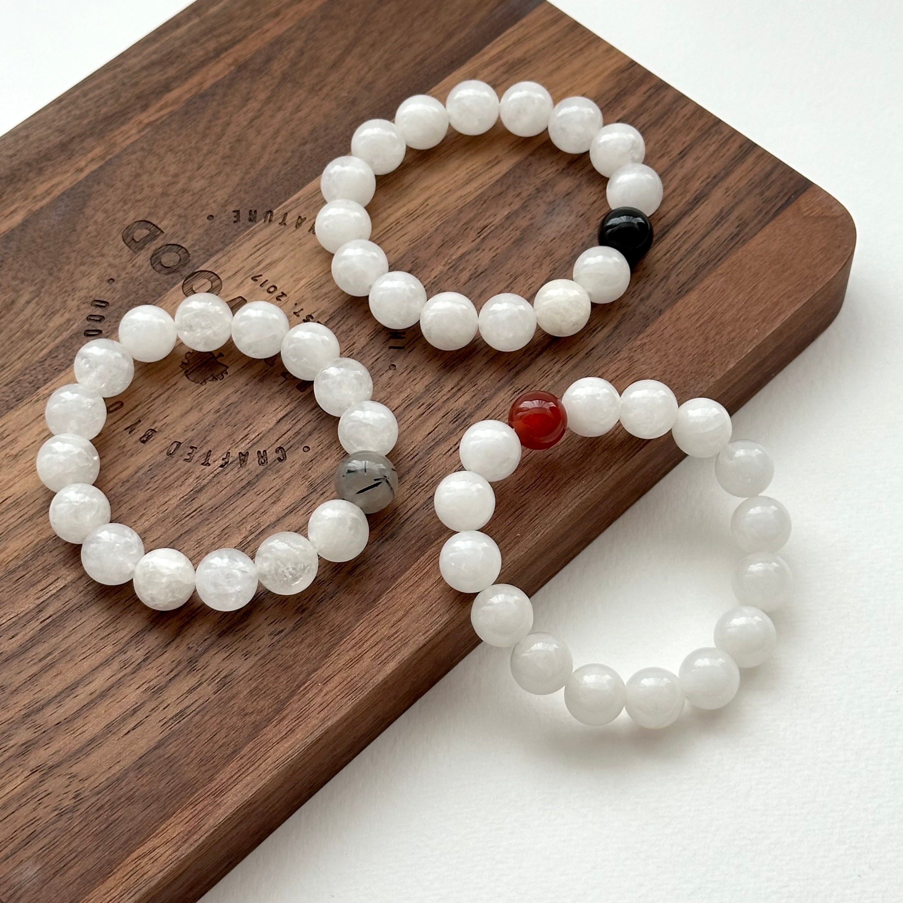 BS160 [Black and White Magnetic Field Guardian Stone] White Stone Black Rutilated Quartz Bracelet