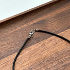 N25 [Peace Lock Shell] Shell Oval Silver-plated Necklace