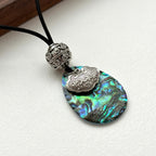 N25 [Peace Lock Shell] Shell Oval Silver-plated Necklace