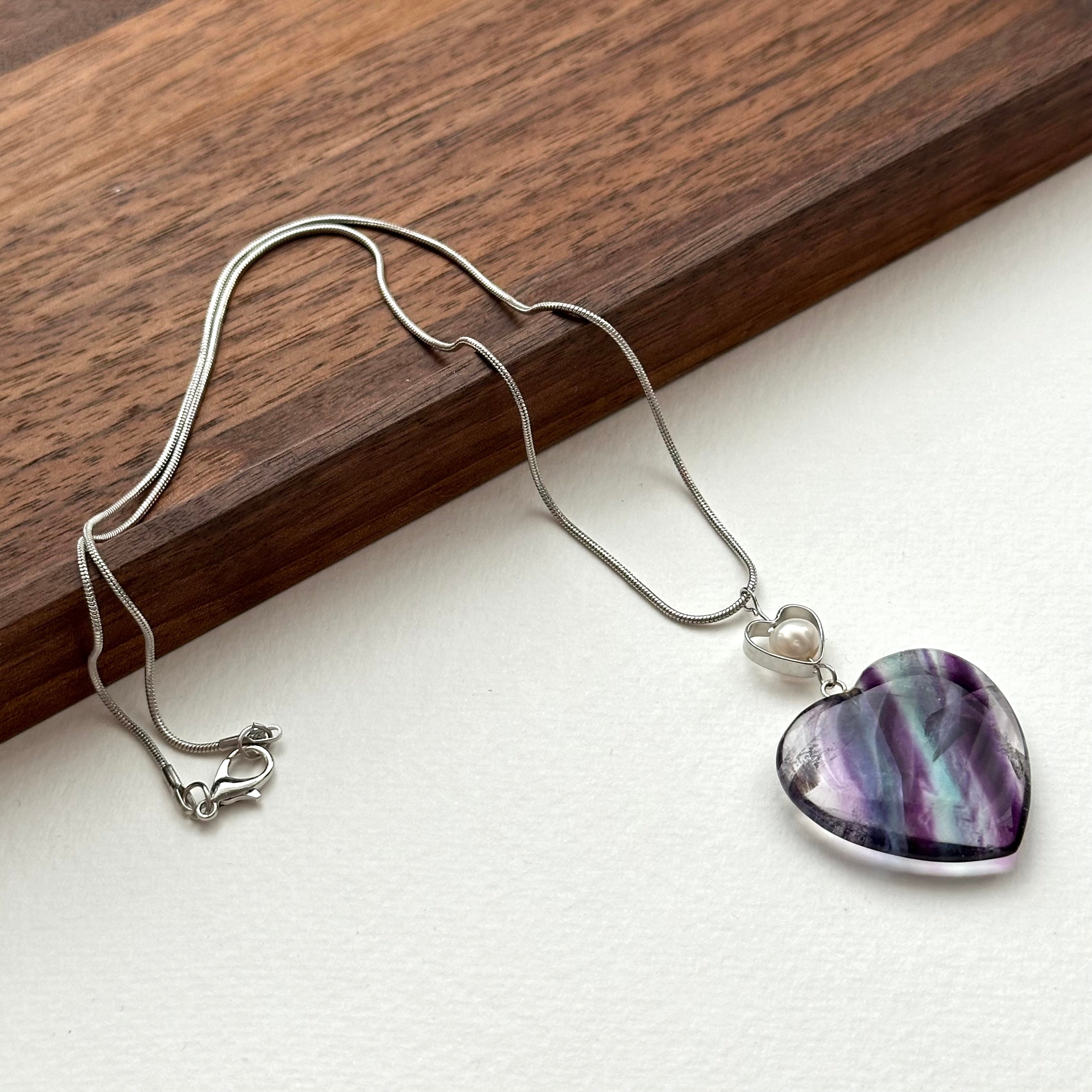 N26 [Gemini-Cancer | June] Fluorite Freshwater Pearl Heart-Shaped Necklace