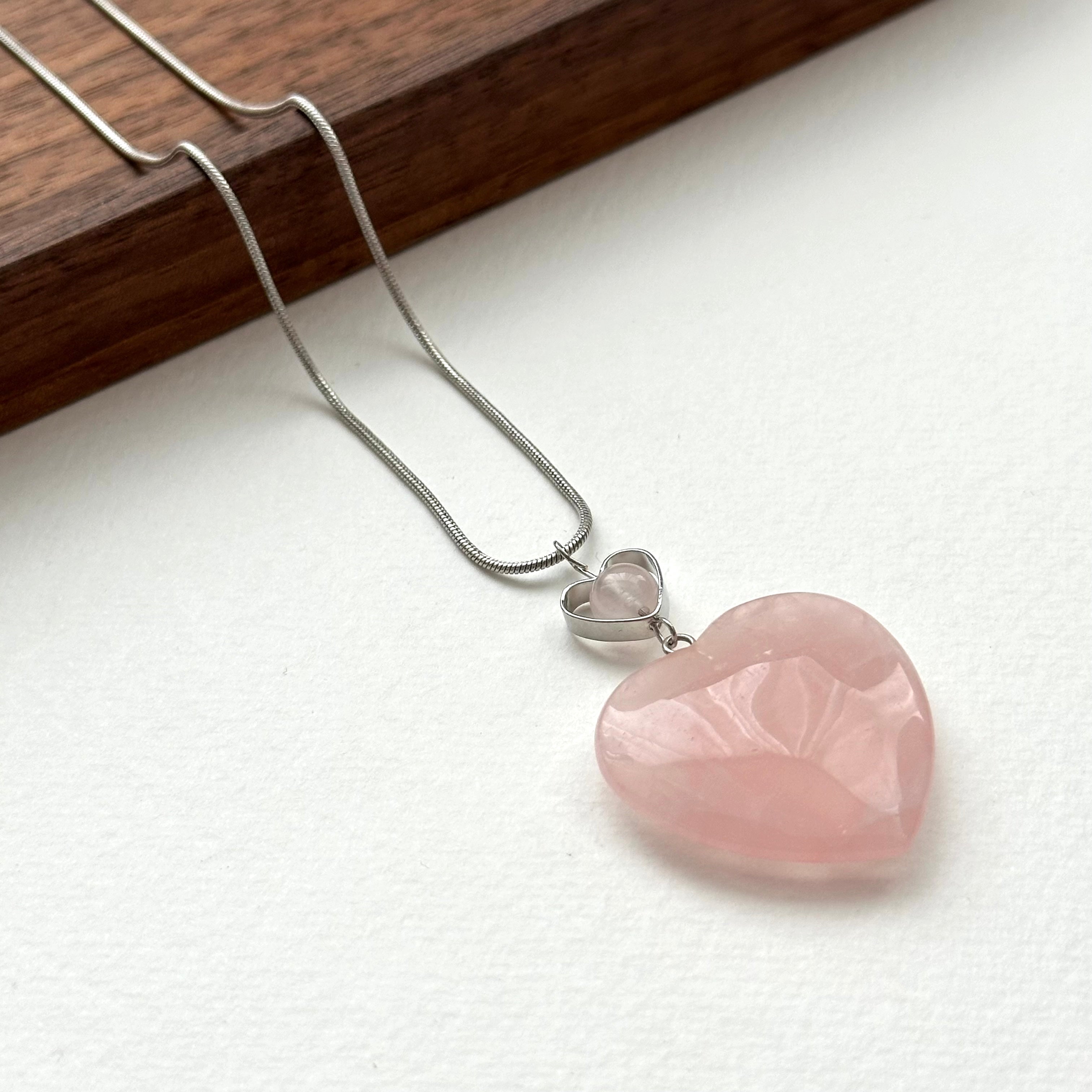 N27 [Cancer Leo | July] Rose Quartz Heart-Shaped Necklace