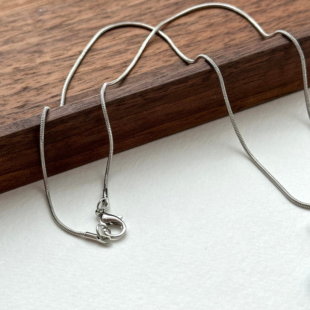 N28 [Gemini-Cancer | June] Fluorite Amethyst Heart-Shaped Necklace