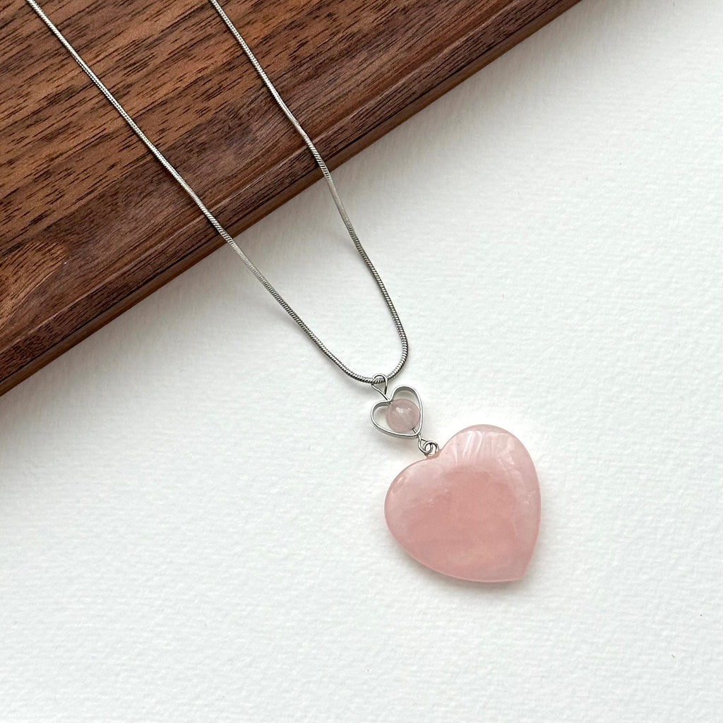 N27 [Cancer Leo | July] Rose Quartz Heart-Shaped Necklace