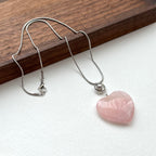 N29 [Cancer Leo | July] Rose Quartz Heart-Shaped Silver Bead Necklace