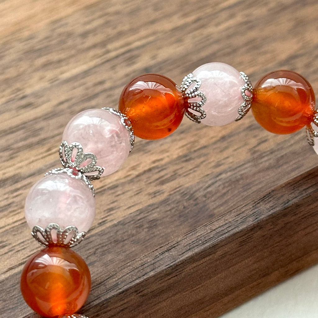 BS164 [Cancer, Leo, Libra, Scorpio | July-October] Red agate rose quartz flower silver-plated bracelet