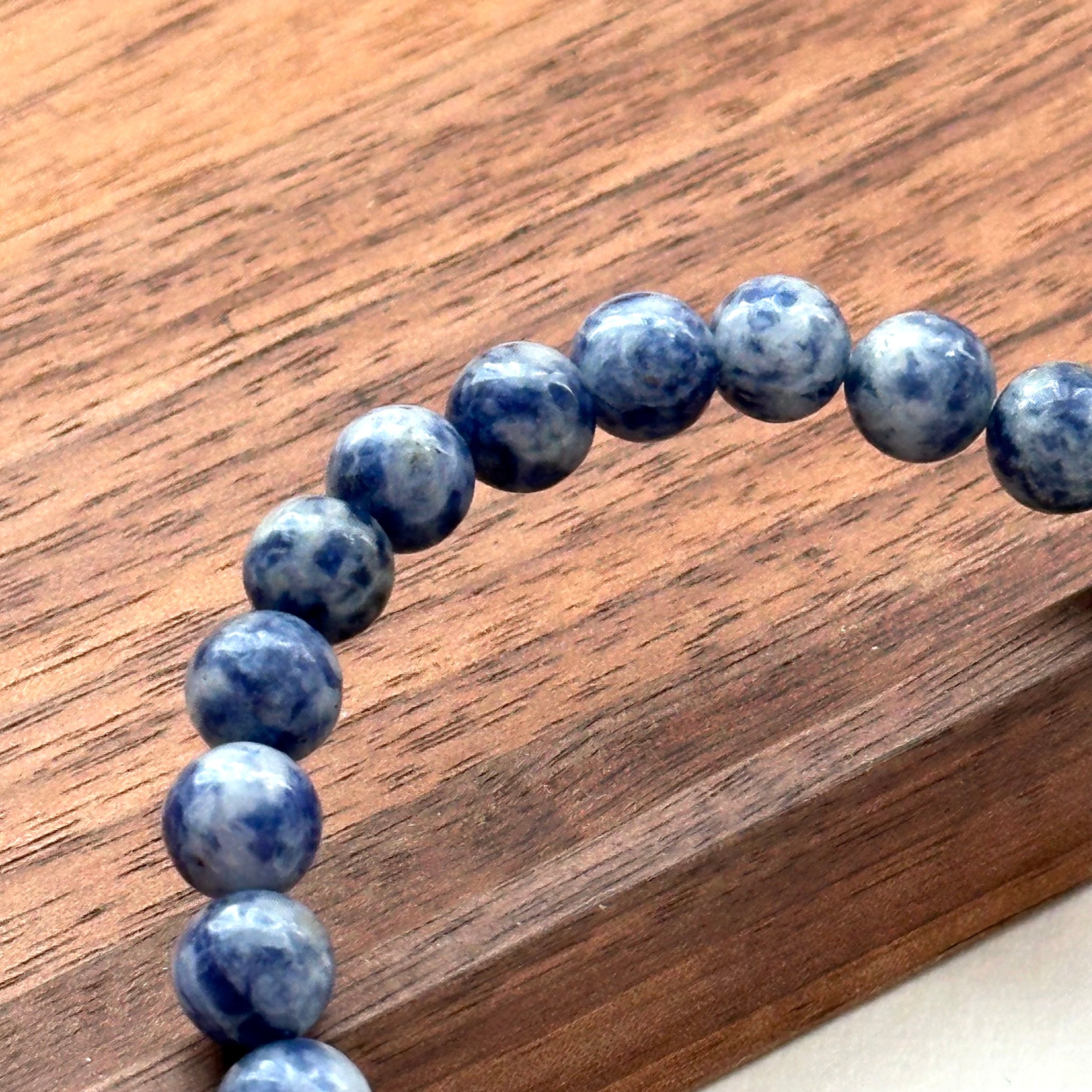 BS166【Clarify Yourself】Blue Stone White Crystal Gold-plated Bracelet