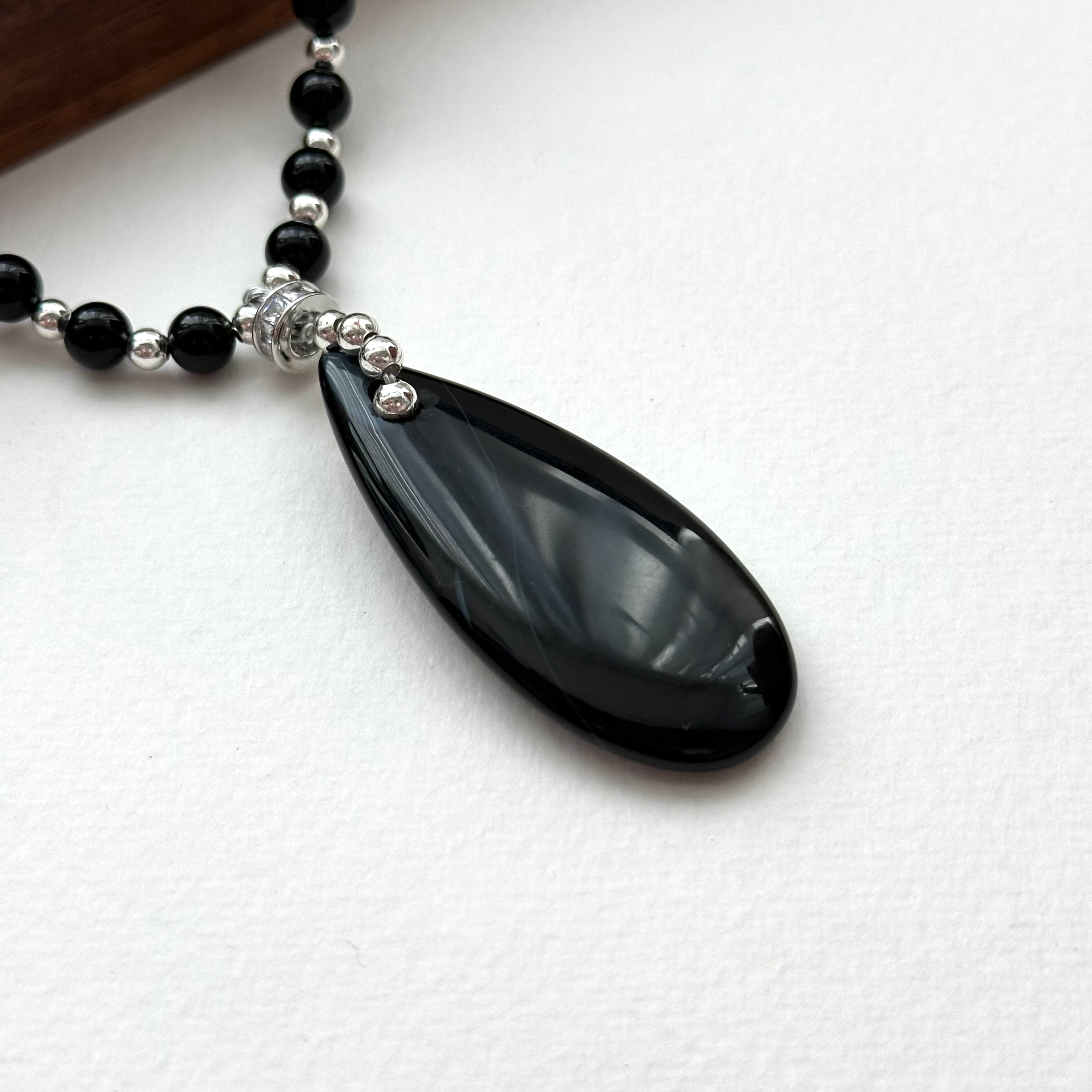 N33【獅子處女座|8月】黑瑪瑙水滴古典鍍銀頸鏈項鏈