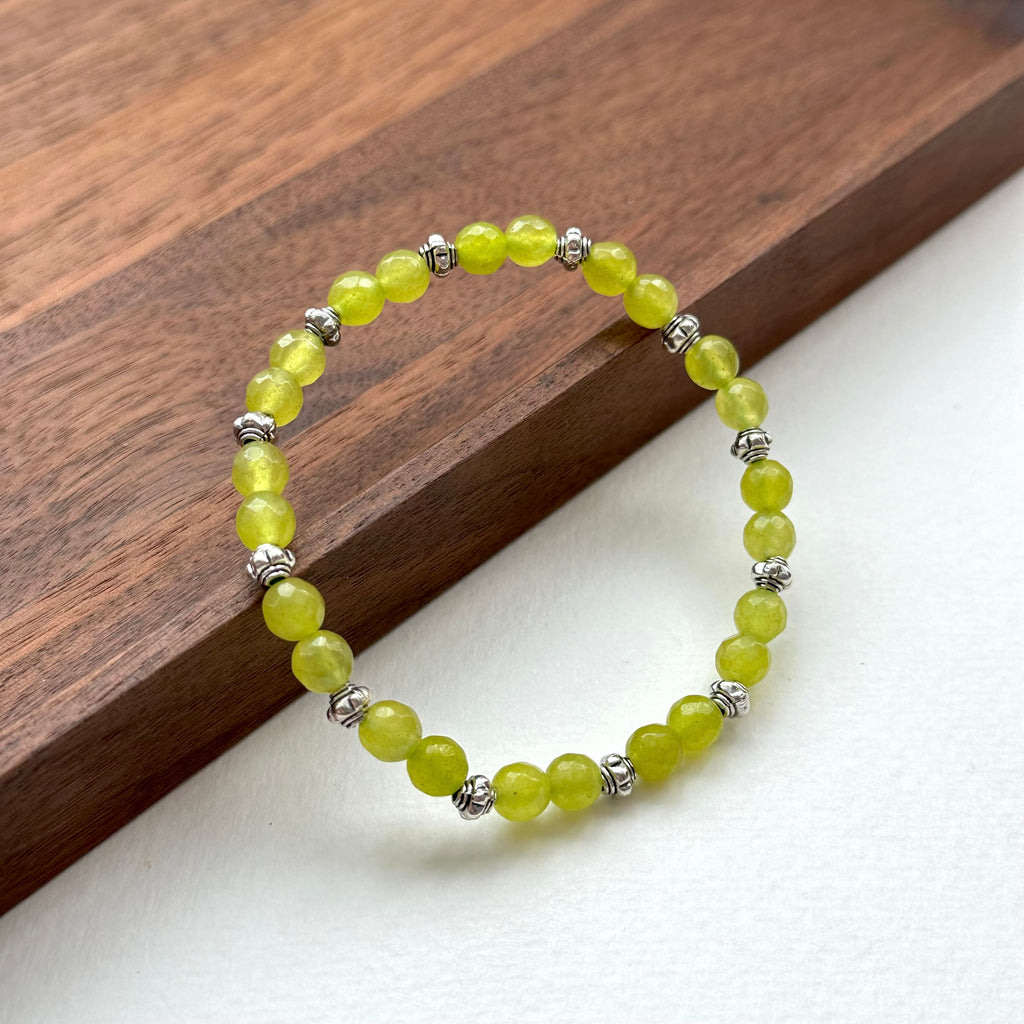 BS190 [Harmonious Balance] Green Stone Vintage Silver-plated Bracelet