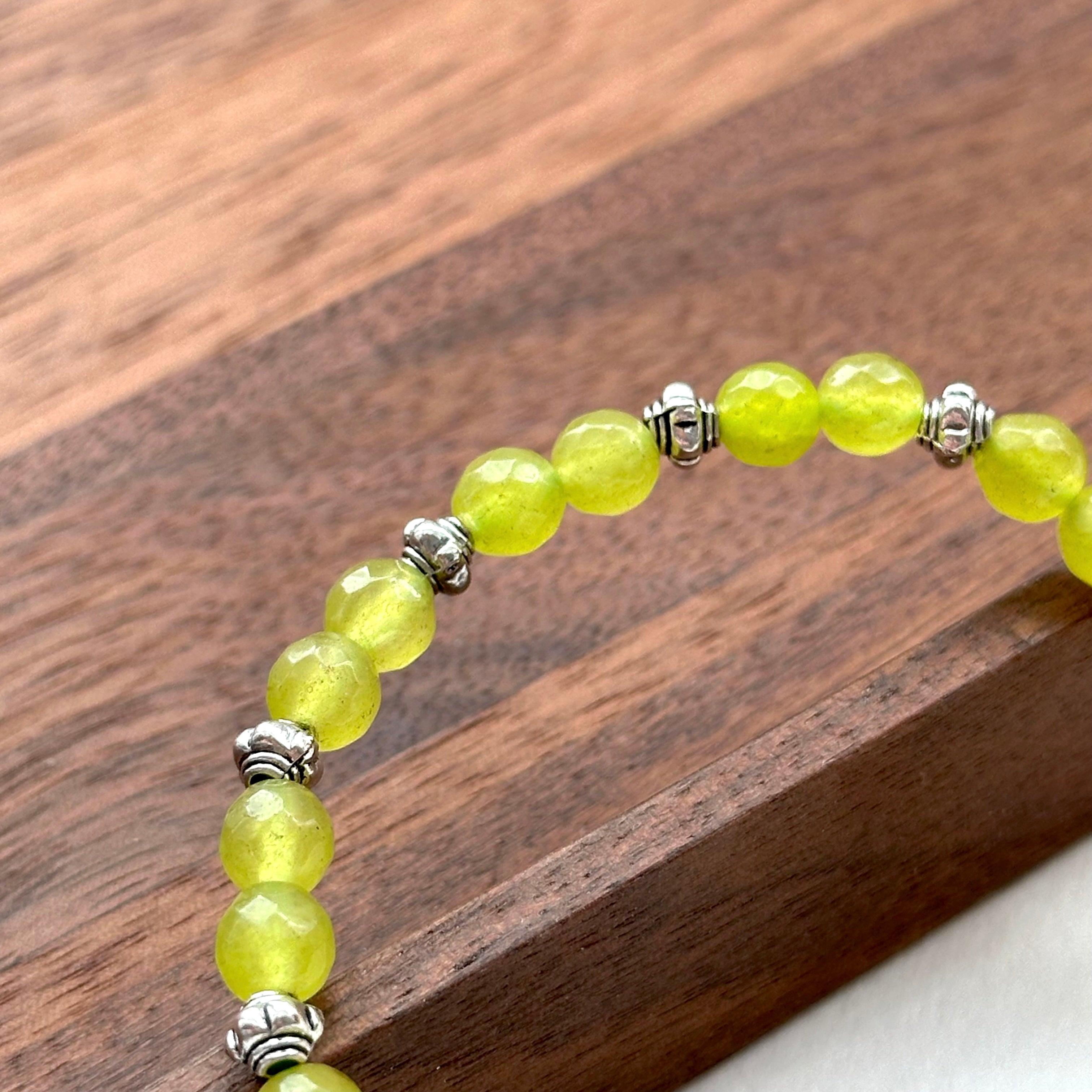 BS190 [Harmonious Balance] Green Stone Vintage Silver-plated Bracelet