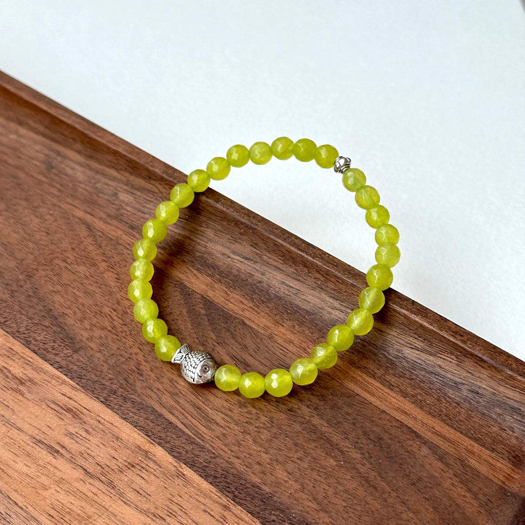 BS192 [Abundant Life] Green Stone Fish Retro Silver-plated Bracelet