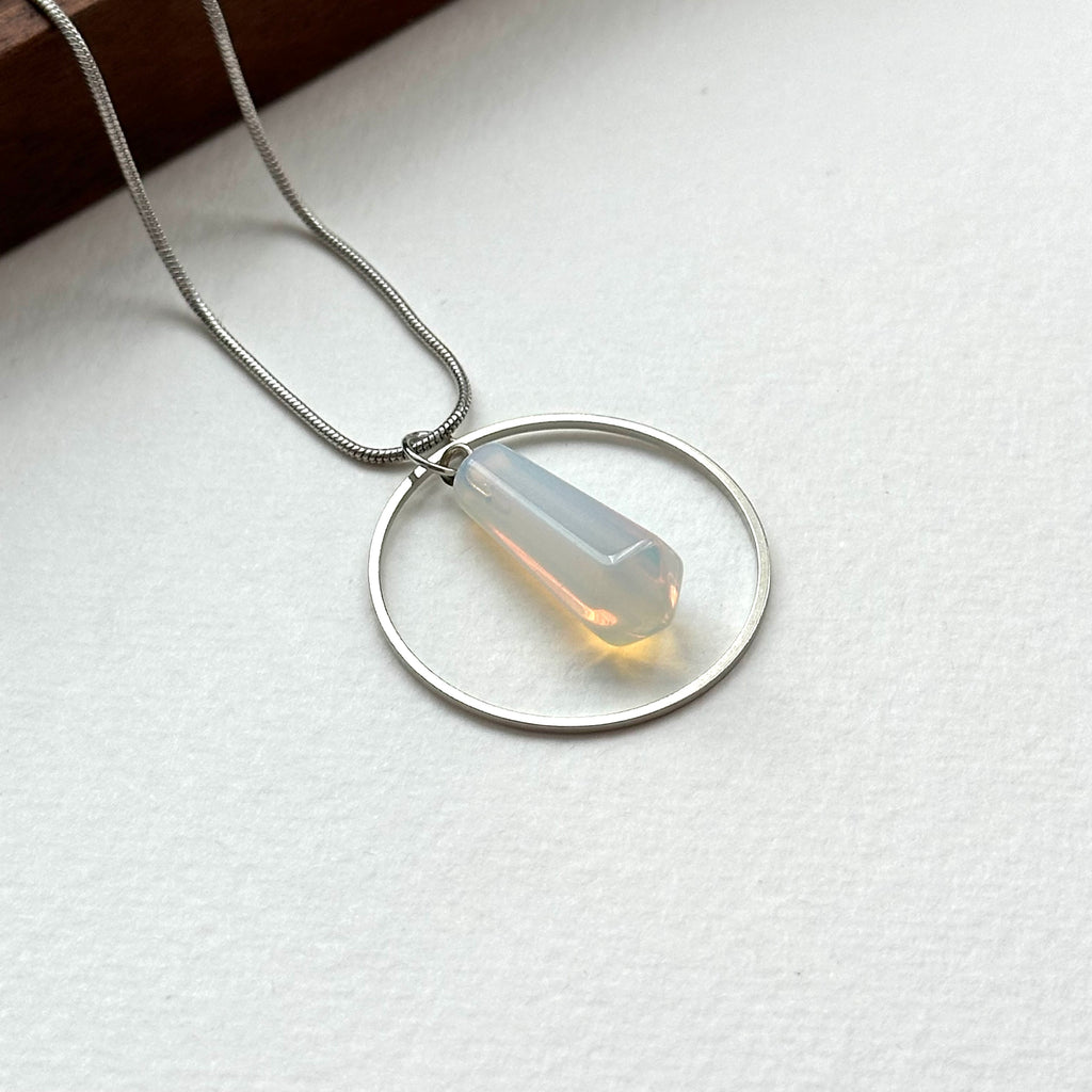 N36 [Libra Scorpio | October] Opal Hexagonal Column Silver-plated Necklace