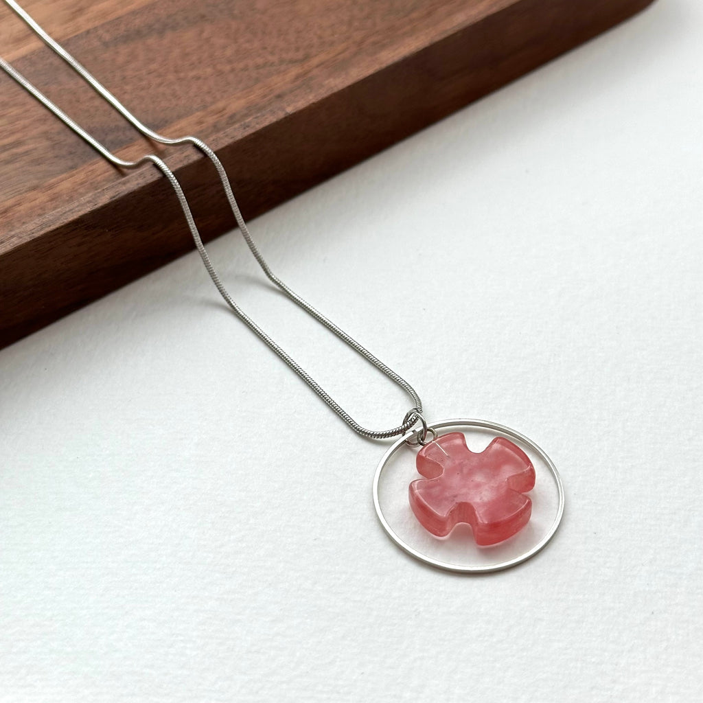 N38 [Lucky Glass] Watermelon Red Cross Puzzle Round Silver-plated Necklace