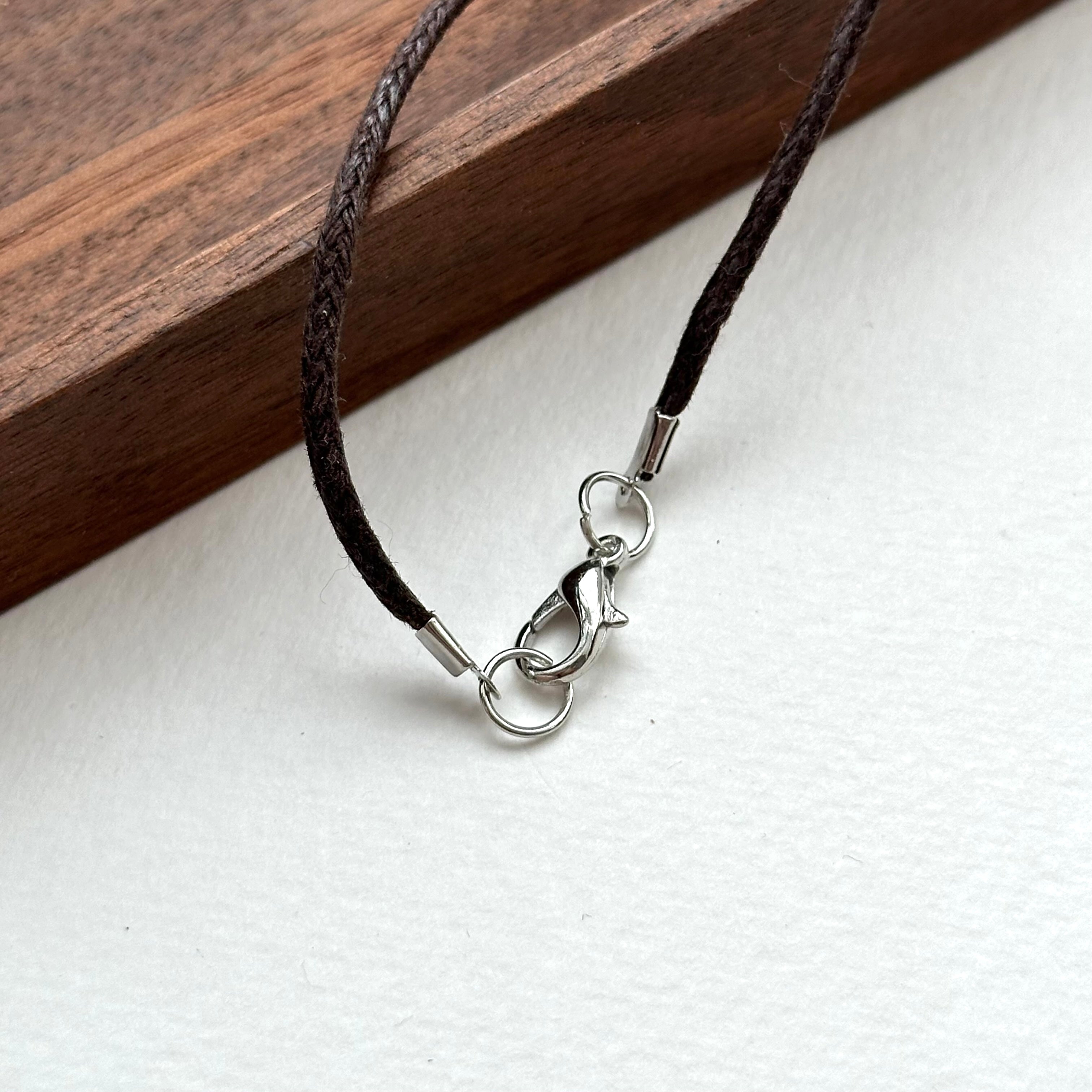 N44 [Cancer Gemini | July Birthday] Rhodonite Heart-Shaped Shell Silver-Plated Necklace