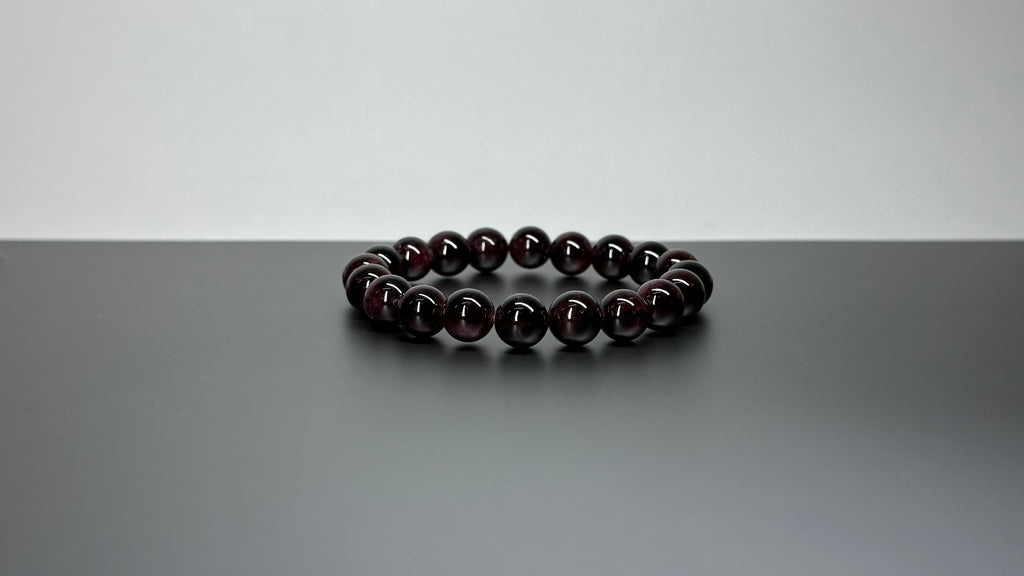 B13 Garnet Pure Bead Bracelet