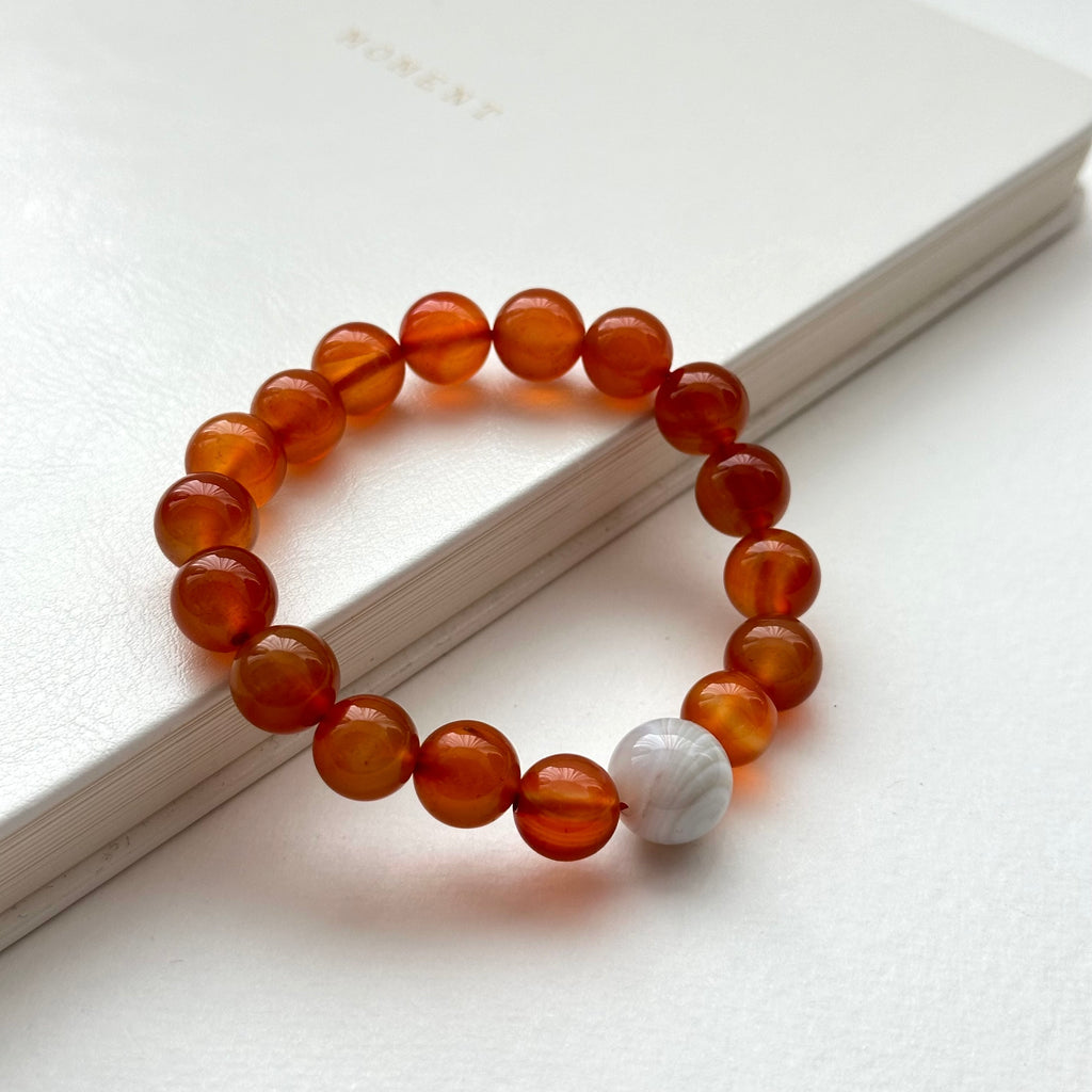 BS210 [Cancer Leo | July] Red agate and gray agate bracelet