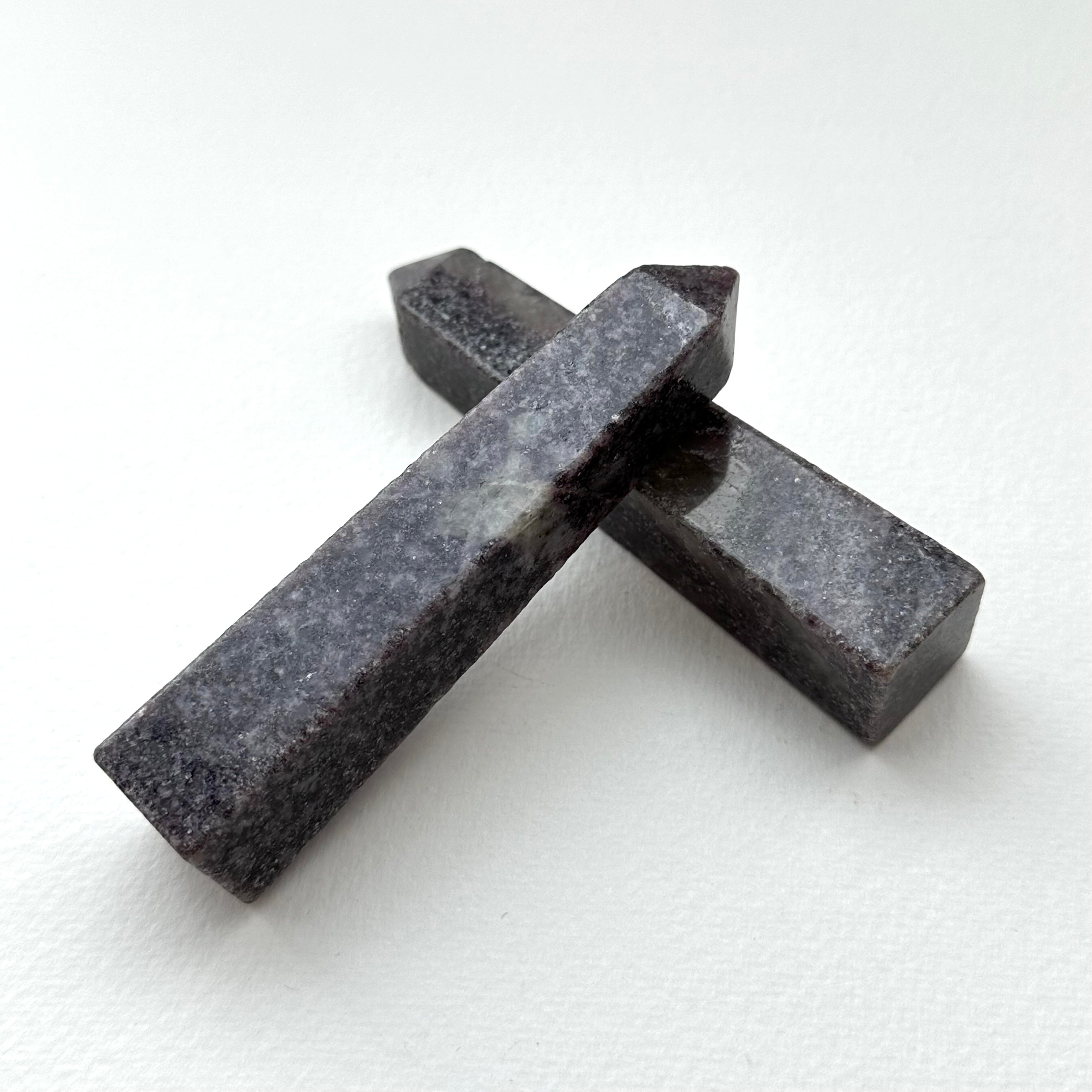 TS16【情緒平衡】紫鋰雲母丁香方尖塔水晶柱