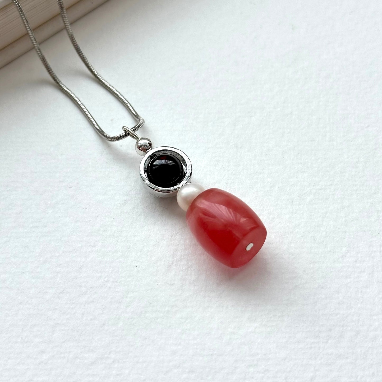 N53 [Leo Virgo | August] Black Agate Watermelon Stone Interstellar Silver-plated Necklace