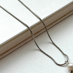 N54 [Keep a Happy Mood] Yellow Agate | Flower | Silver Plated Necklace